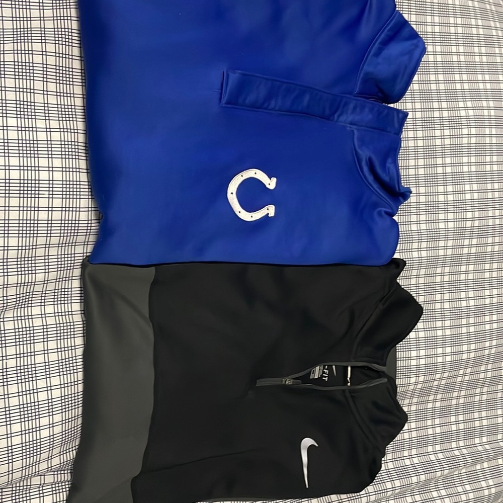 Mens barely used Nike dry fit XXL quarter zip & Antigua quarter zip XXL Colts